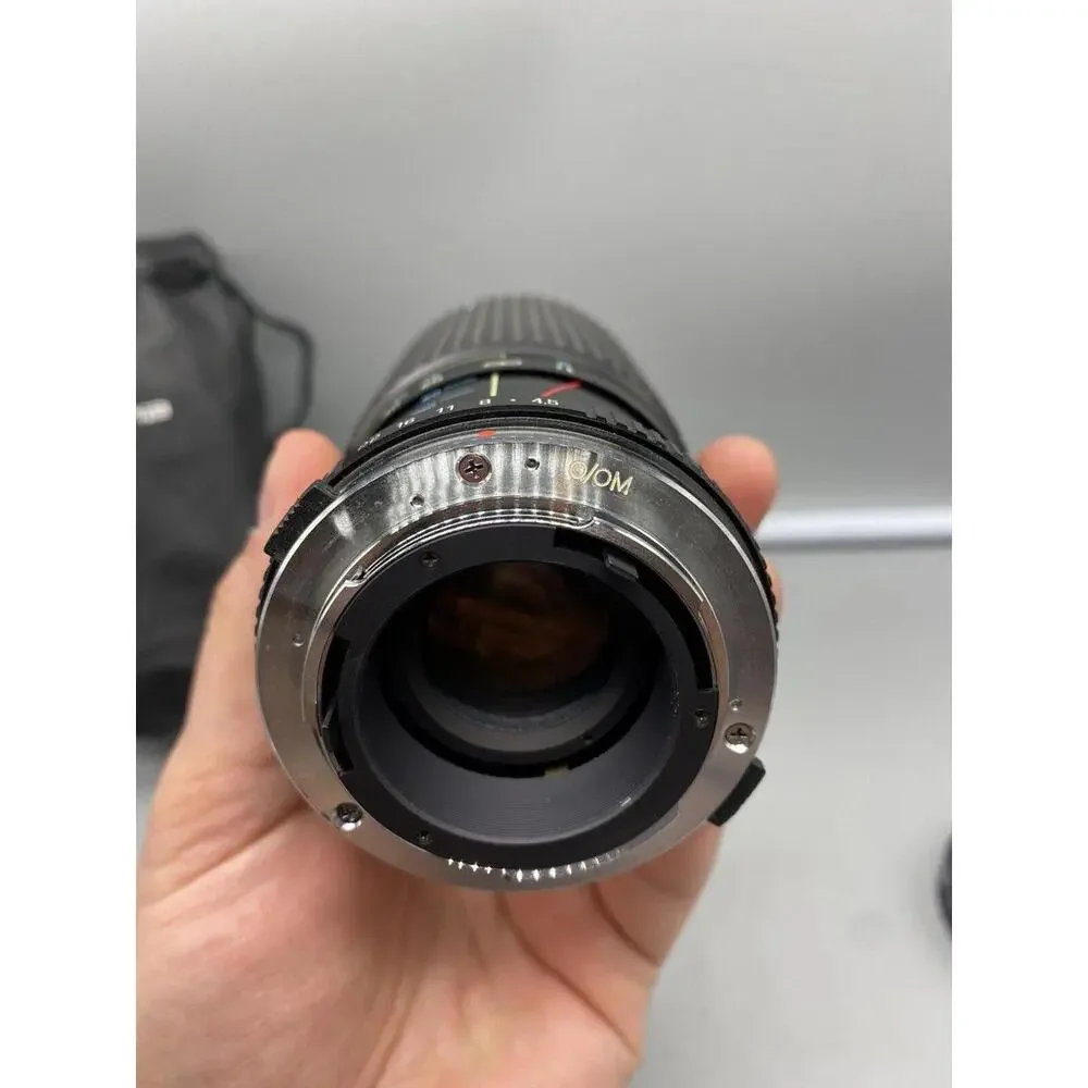 Tokina 80-200mm 1:4.5 RMC 52 Lens 8200893 with Pouch